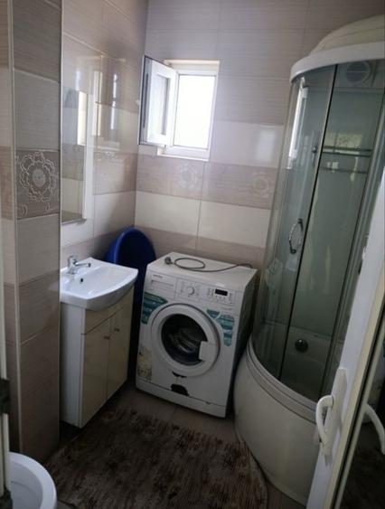 Inchiriez apartament - 2