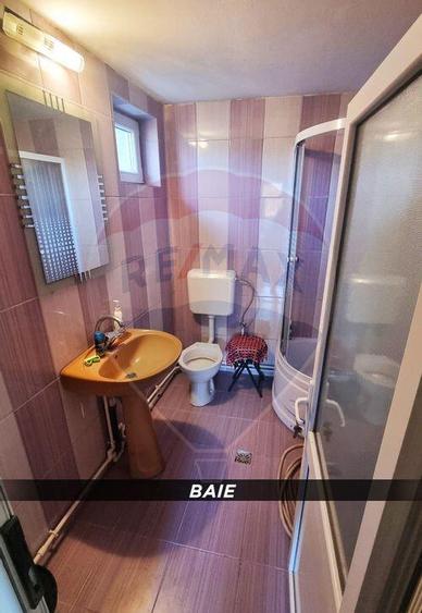 De vanzare: Casa cocheta cu priveliste, zona centrala Bai... - 3