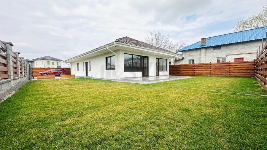 REV2004694 Vila pe un singur nivel 600 mp teren Corbeanca central - 1