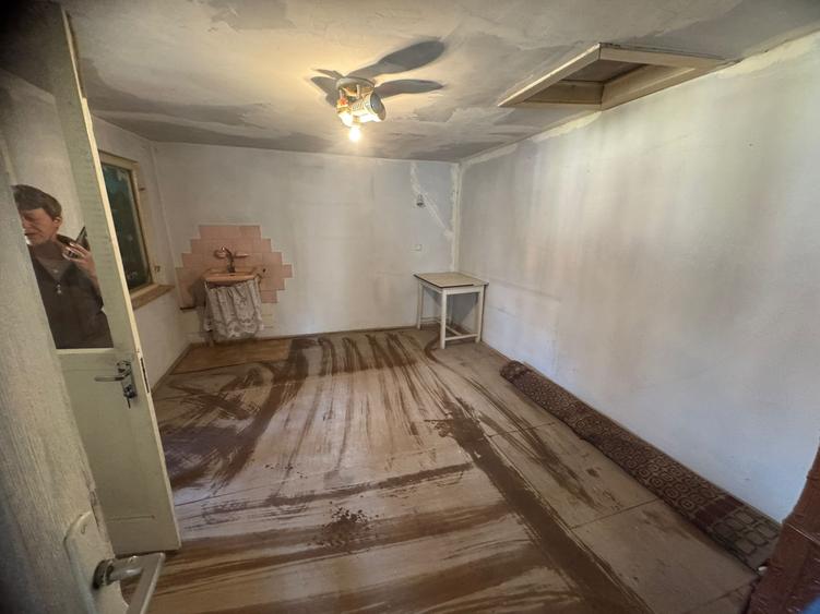 Apartament in vilă+garsoniera+teren centru - 6