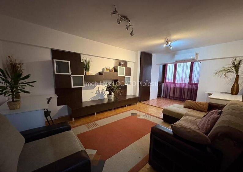 Apartament 2 camere decomandat Bld Republicii parc Mihai Viteazu Apartament 2 camere decomandat Bld Republicii parc Mihai Viteazu