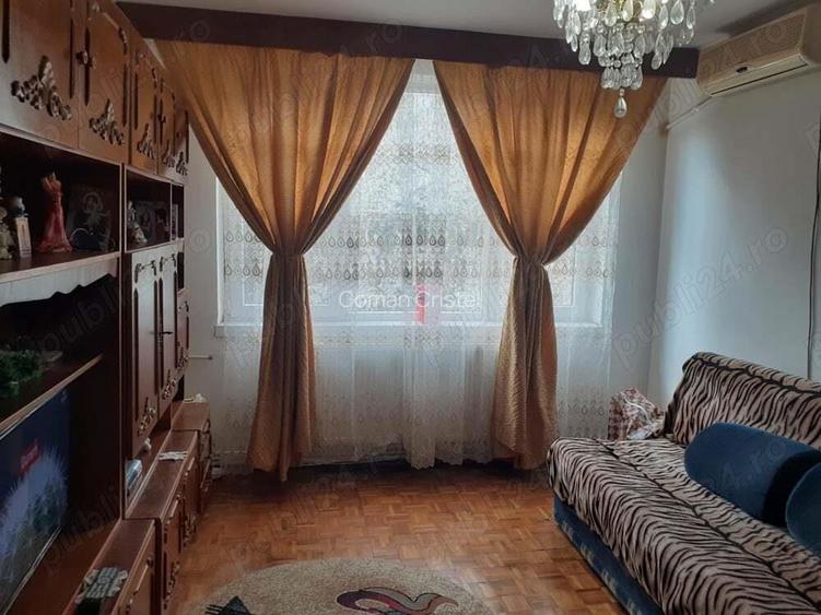 Vanzare Apartament 2 cam. cf. 1 semid., et.3 mobilat si utilat, zona Hipodrom aproape de Bariera Vanzare Apartament 2 cam. cf. 1 semid., et.3 mobilat si utilat, zona Hipodrom aproape de Bariera