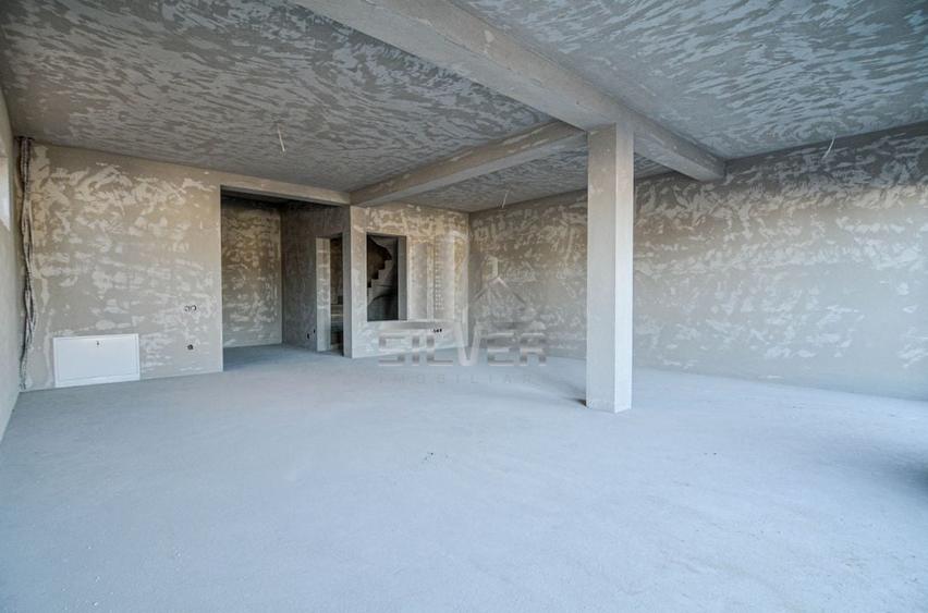 Casa de tip Duplex cu demisol si terasa - 3