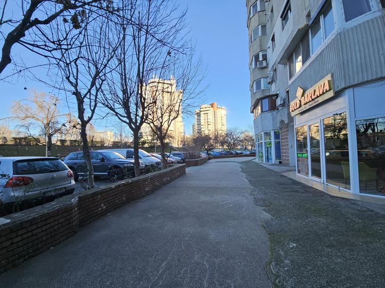 Vând spațiu comercial sau de birouri 200 mp - 2