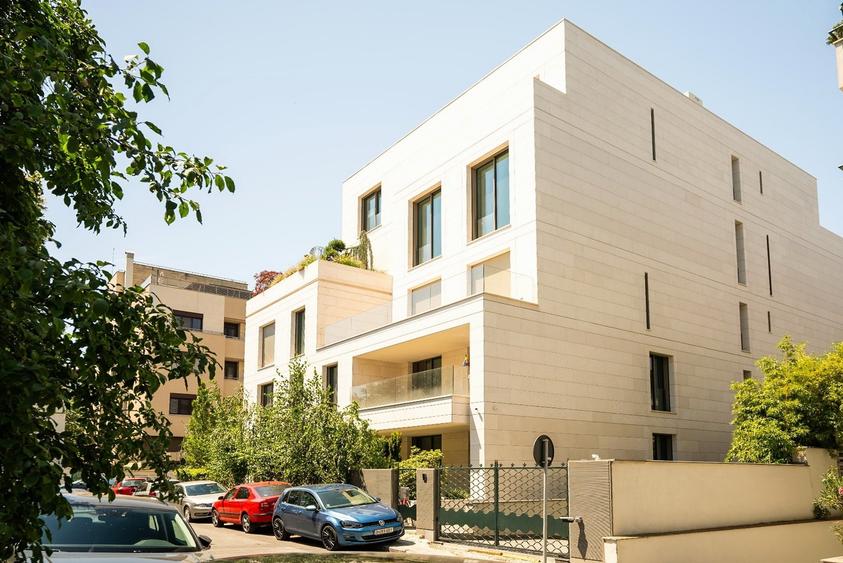 Brand new | Exquisite living | Luxury apartment for rent in most exclusive area - 22