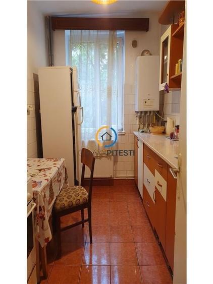 Apartament doua camere Craiovei, etaj 1/4, cu centrala termica - 1