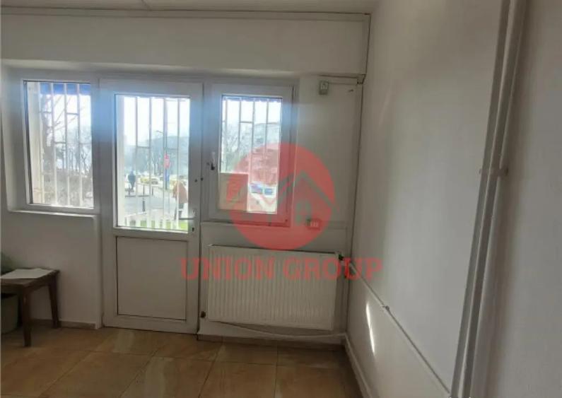 Apartament/Spatiu Comercial 4 Camere Parter, Acces Stradal, - 3