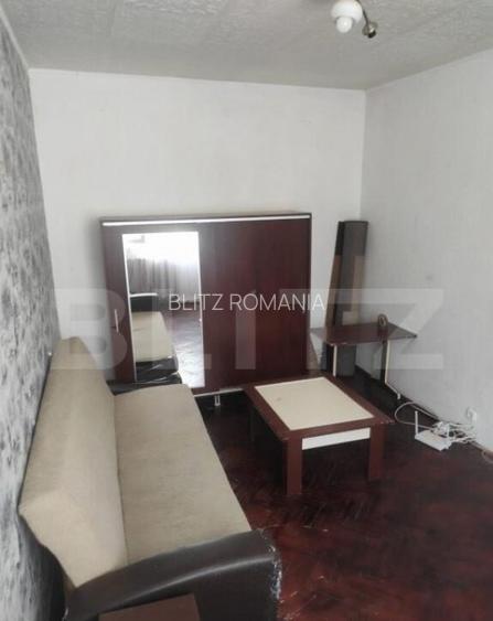 Apartament 2 camere, pretabil spatiu comercial, zona Central Apartament 2 camere, pretabil spatiu comercial, zona Central