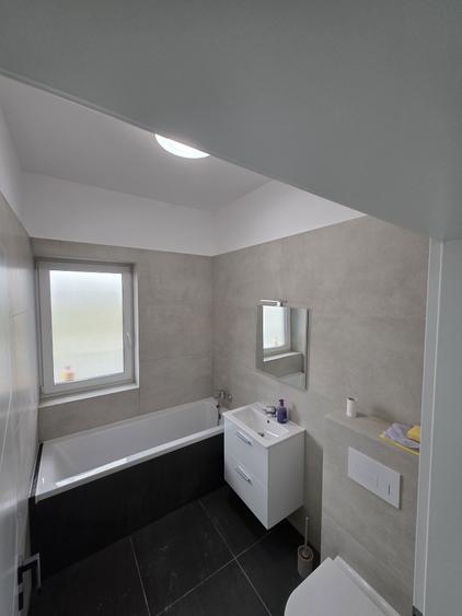 Apartament cu 2 camere si bucatarie inchisa , la prima inchiriere. - 2