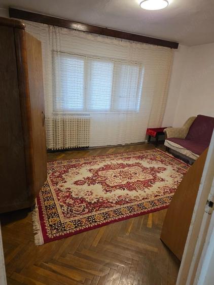 Inchiriez apartament 1 camera zona Aradului - 2