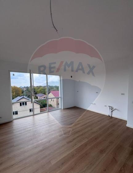 De Vanzare Apartament 3 camere Buftea - 4