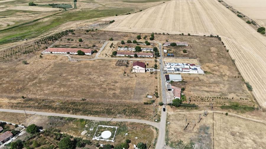 Teren Intravilan, Barateaz-Satchinez - 16