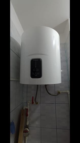 Apartament cu 3 camere decomandat în Doamna Ghica