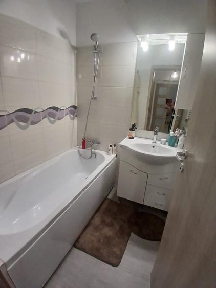 inchiriez apartament 2 camere, decomandat, mobilat si utilat complet, - 6