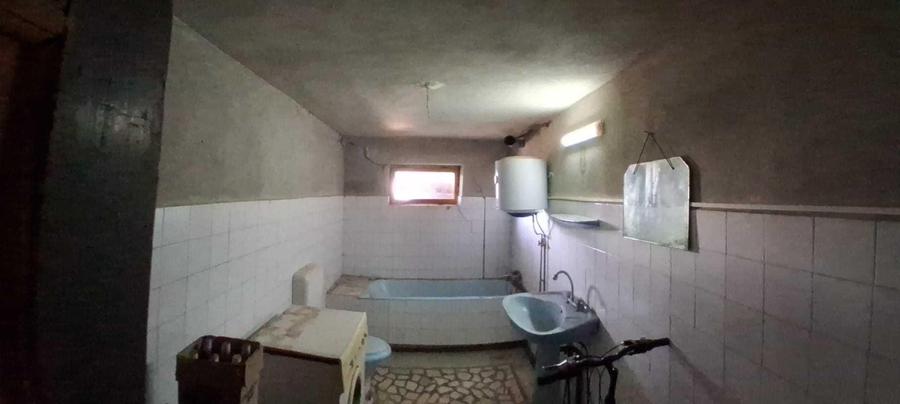 Casa de vanzare in Tintea , Baicoi - 6