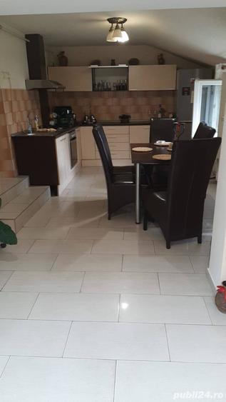 Vand proprietate cu posibilitati diverse in Curtici - 1