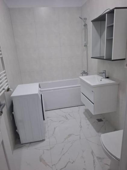De inchiriat apartament 2 camere 550 euro - 1