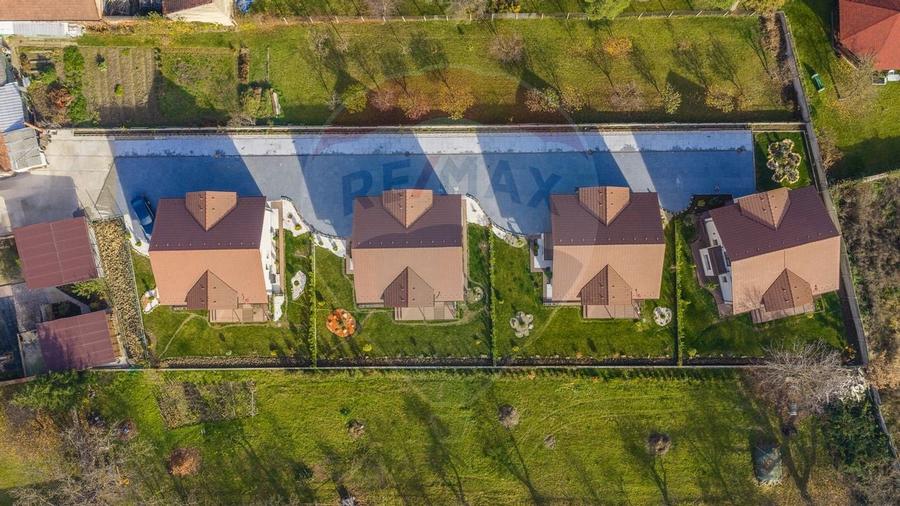 CASE NOI ÎN ARHITECTURĂ ALPINO-MODERNĂ CU ALEE PRIVATA | CRISTIAN - 7