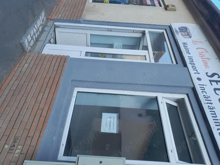 Spatiu comercial de inchiriat - 1