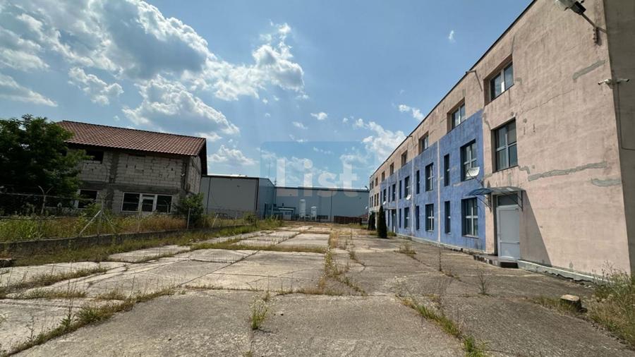 Casă cu 10 camere cu Teren 3883 Mp în Calea Caransebeșului