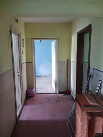 ZONA CENTRALA-2 CAMERE DECOMANDAT, ETAJ 4, NECESITA RENOVARE - 4