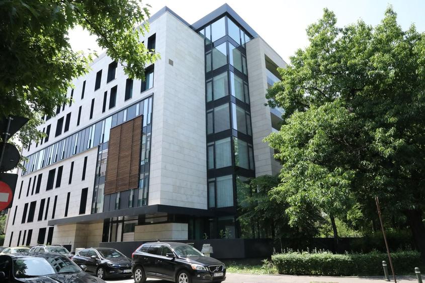 De Gaulle Residence/Arcul de Triumf - 1