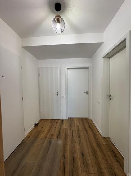 Mall Coresi, Qualis 2, ap cu doua camere modificat open - space, GENEROS, 67 mp - 14