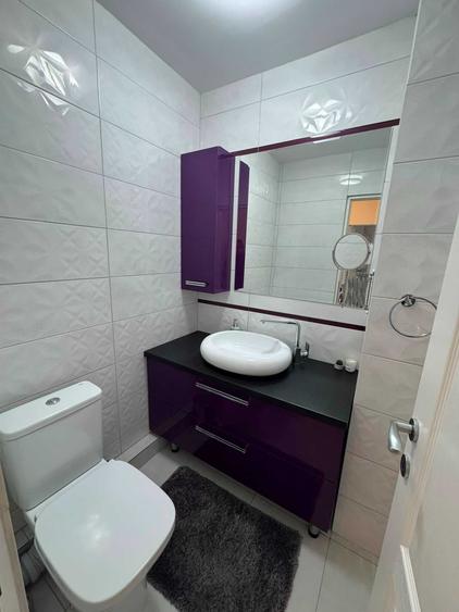 Apartament cu 3 camere decomandat în Mihai Bravu