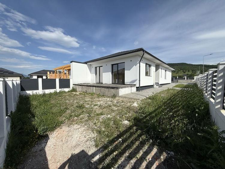 casa de vanzare str. Aerodromului - 6