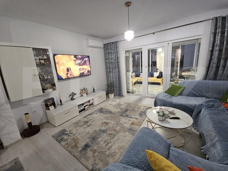 Casa de lux tip duplex cu 3 camere in zona Rediu - 1