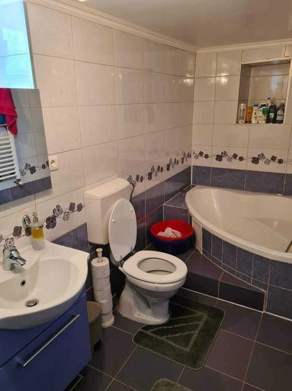 Casa de inchiriat - 3