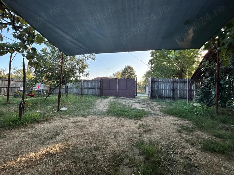 Vand casa batranesca + 1000mp teren intravilan, com. Dragutesti, sat Urechesti - 6