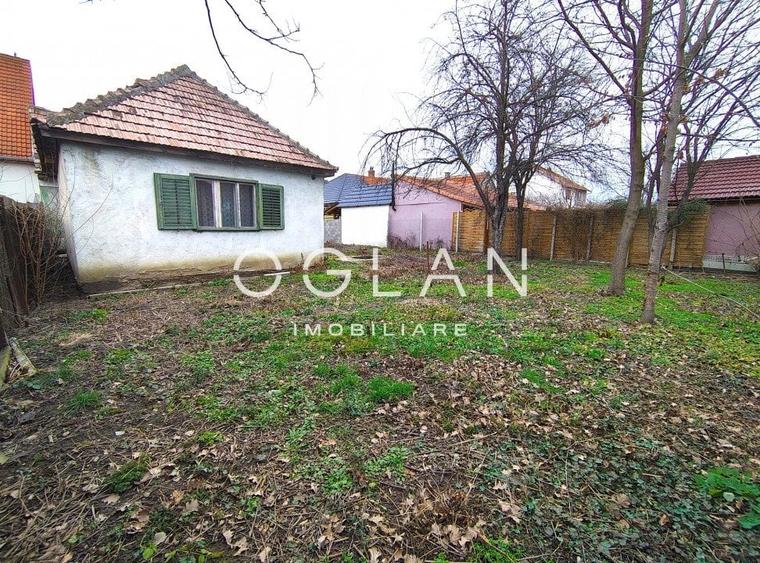 Teren 580 mp/ Casa veche 4 cam, zona Henri Coanda, COMISION 0% - 3