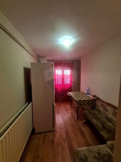 Apartament cu 4 camere de inchiriat  langa spitalul judetean - 9