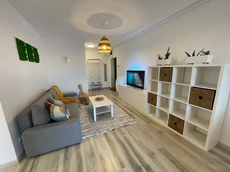 Proprietar vand apartament 3 camere Adora Forest parcare inclusa - 2