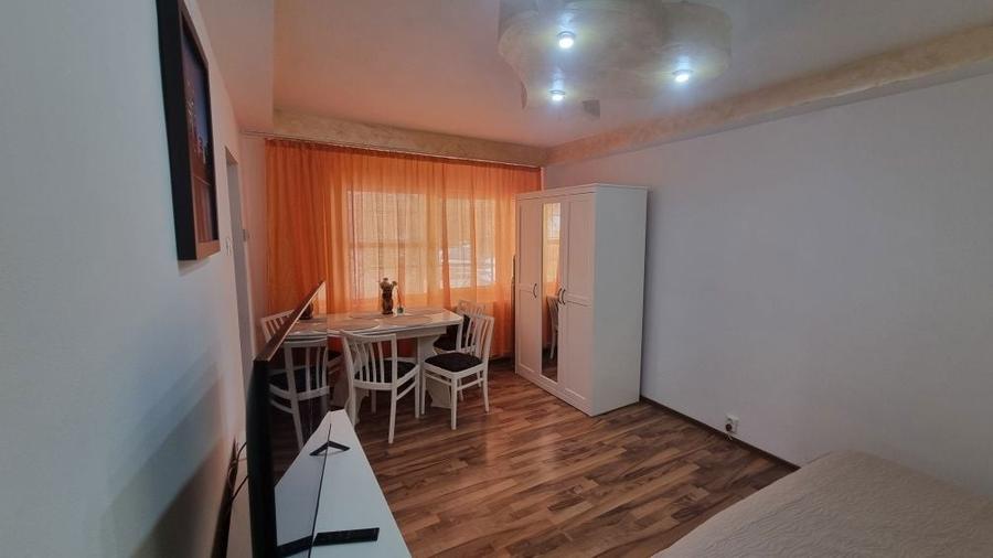 Inchiriez garsoniera - 6