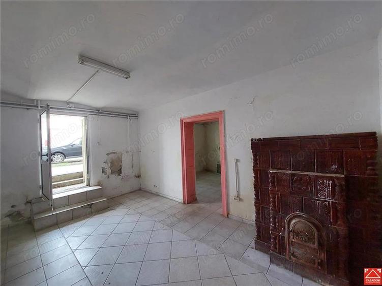 Casa cu spatiu comercial, zona Intim - 16
