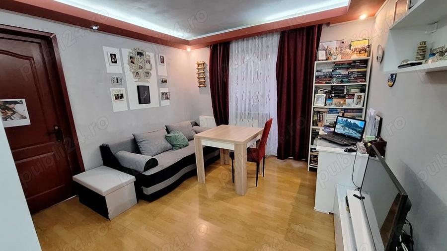 Vanzare apartament zona Botizului - 2