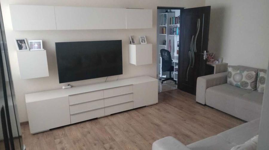 Inchiriez apartament 2 camere Plaza Mall - 1
