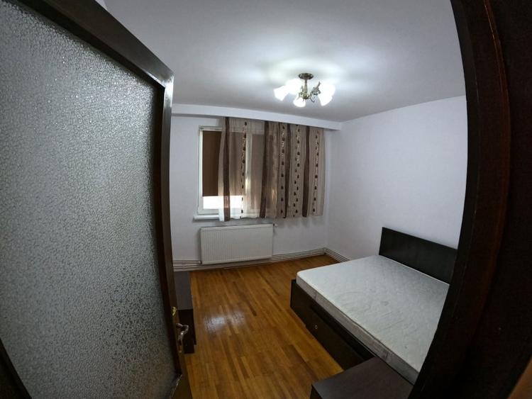 Oportunitate Unica in Centrul Orasului: APARTAMENT CU 3 CAMERE - 1