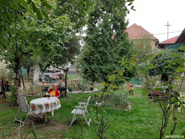 Vand casa cu teren, Campulung-Muscel, central, vizavi de pia?a, 140.000 - 1