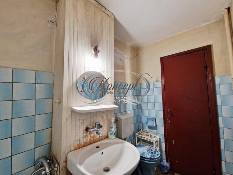 Apartament cu potential, orientare sud-est, 2 balcoane, zona Parang - 12