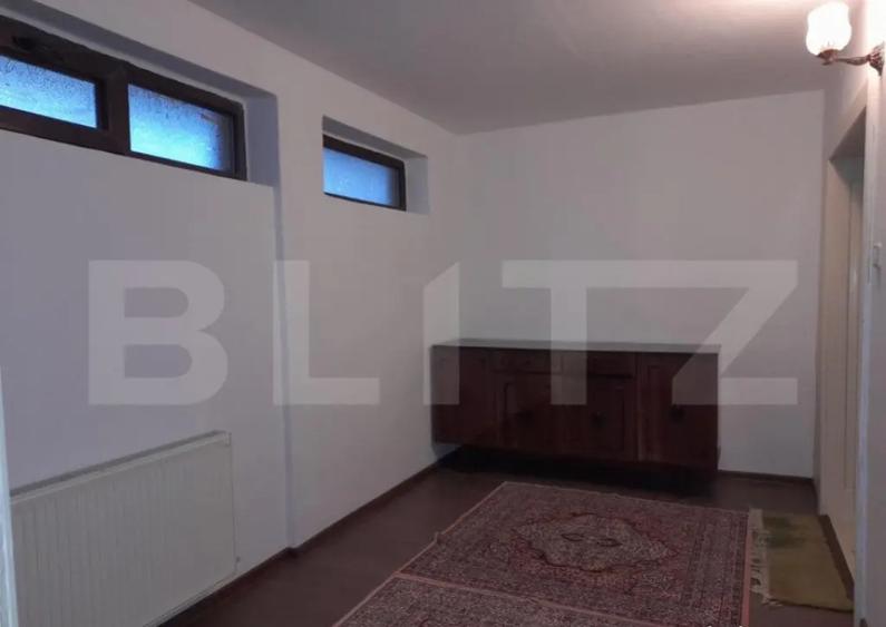 Casa 3 camere si gradina in vatra satului TARLUNGENI - 3