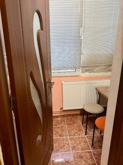 Garsonieră semidecomandată, mobilată în Girocului