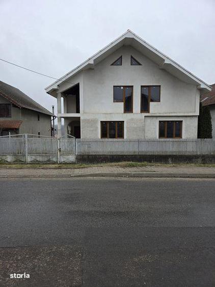 Casa de vanzare - 1
