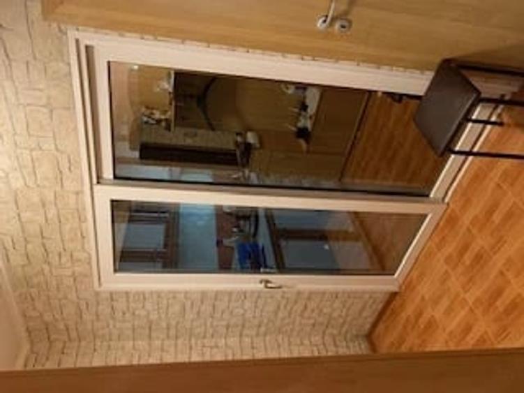 Apartament cu 3 camere decomandat în Girocului