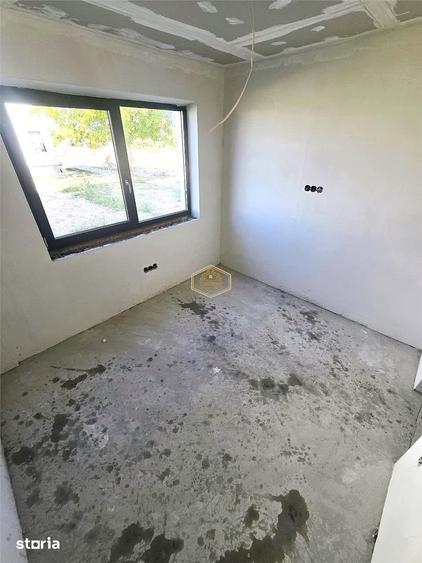 Apartament cu 3 camere în Micro 17