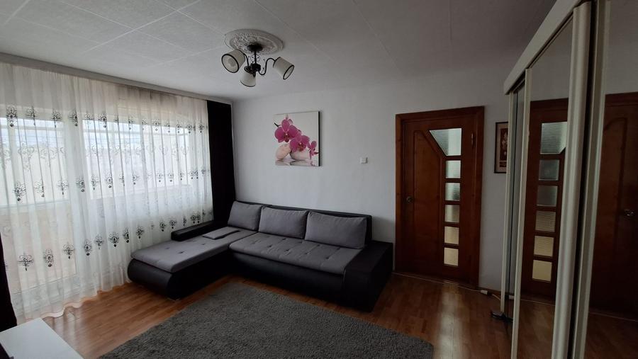 Inchiriez apt.2 camere - 1