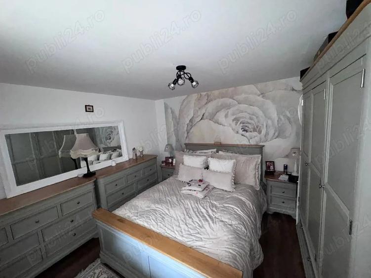 Casă cu 4 camere cu Teren 813 Mp în Central