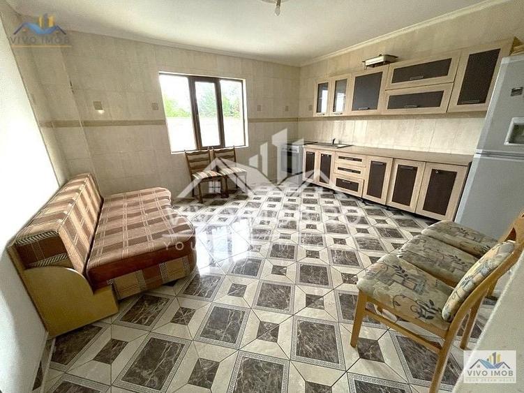 Casă individuală cu 5 camere cu Canalizare în Bâcu